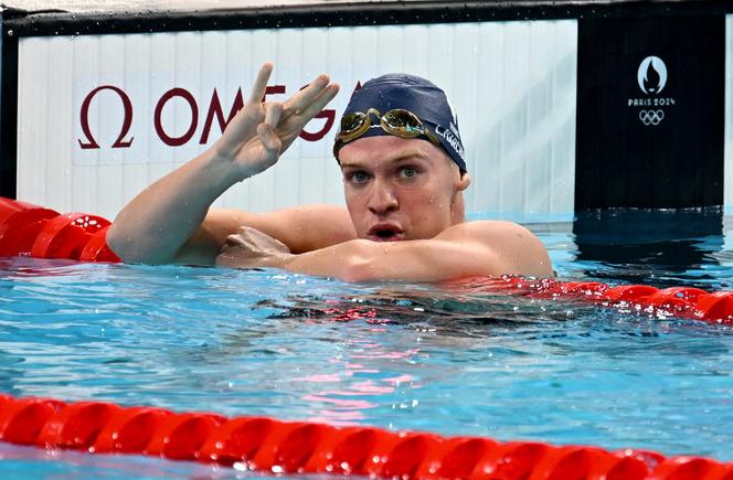 Léon Marchand after his victory on the 200 m 4 swimming during the Paris Olympic Games on August 2, 2024.